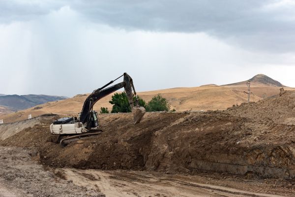 Cost of Land Sloping in Hamilton