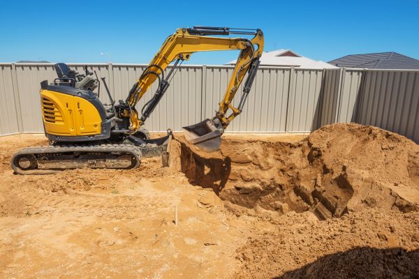 Yard Digging Service in Hamilton